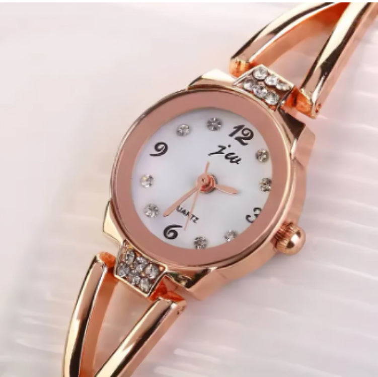 Elegant Rose Gold Women's Quartz Watch