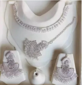 New Stylish Chokker Set In Unique