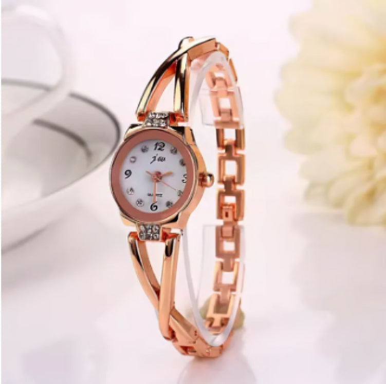 Elegant Rose Gold Women's Quartz Watch